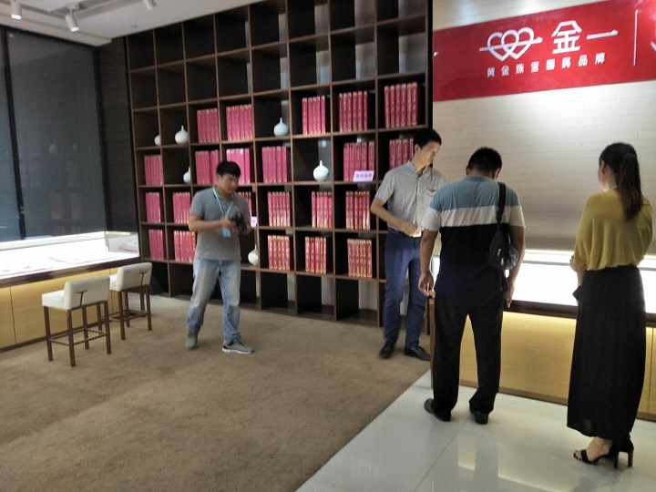 目的是為了更加有效地配置企業(yè)的營(yíng)銷(xiāo)資源；提升數(shù)據(jù)庫(kù)營(yíng)銷(xiāo)效率；降低企業(yè)營(yíng)銷(xiāo)的成本；以較低的成本使?fàn)I銷(xiāo)的影響力最大化，提升企業(yè)市場(chǎng)競(jìng)爭(zhēng)力